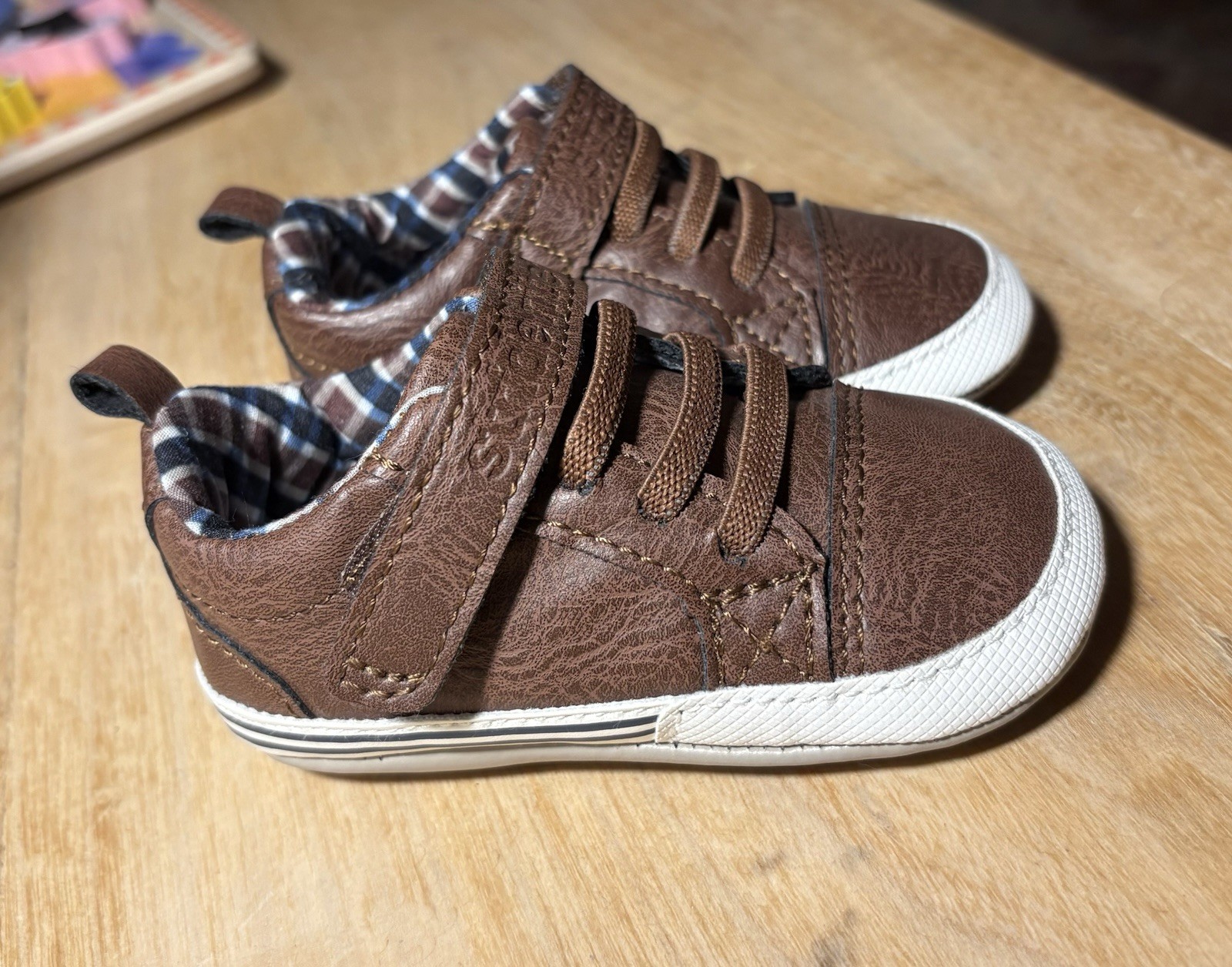 Sneakers Size 6-12 Months Brown Limitless Lee First Walkers