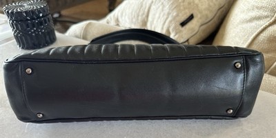 Auth CHANEL BLACK leather LAX VERTICAL QUILTED Chain Clutch