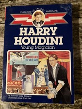 Harry Houdini: Young Magician (Childhood of Famous Americans) by Speicher, Helen