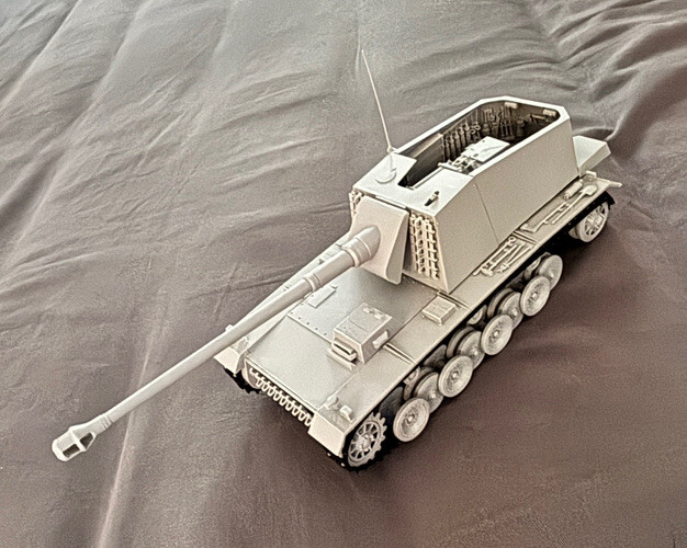 Trumpeter 1/35 Scale German 12.8cm Selbstfahrlafette L/61 Sturer