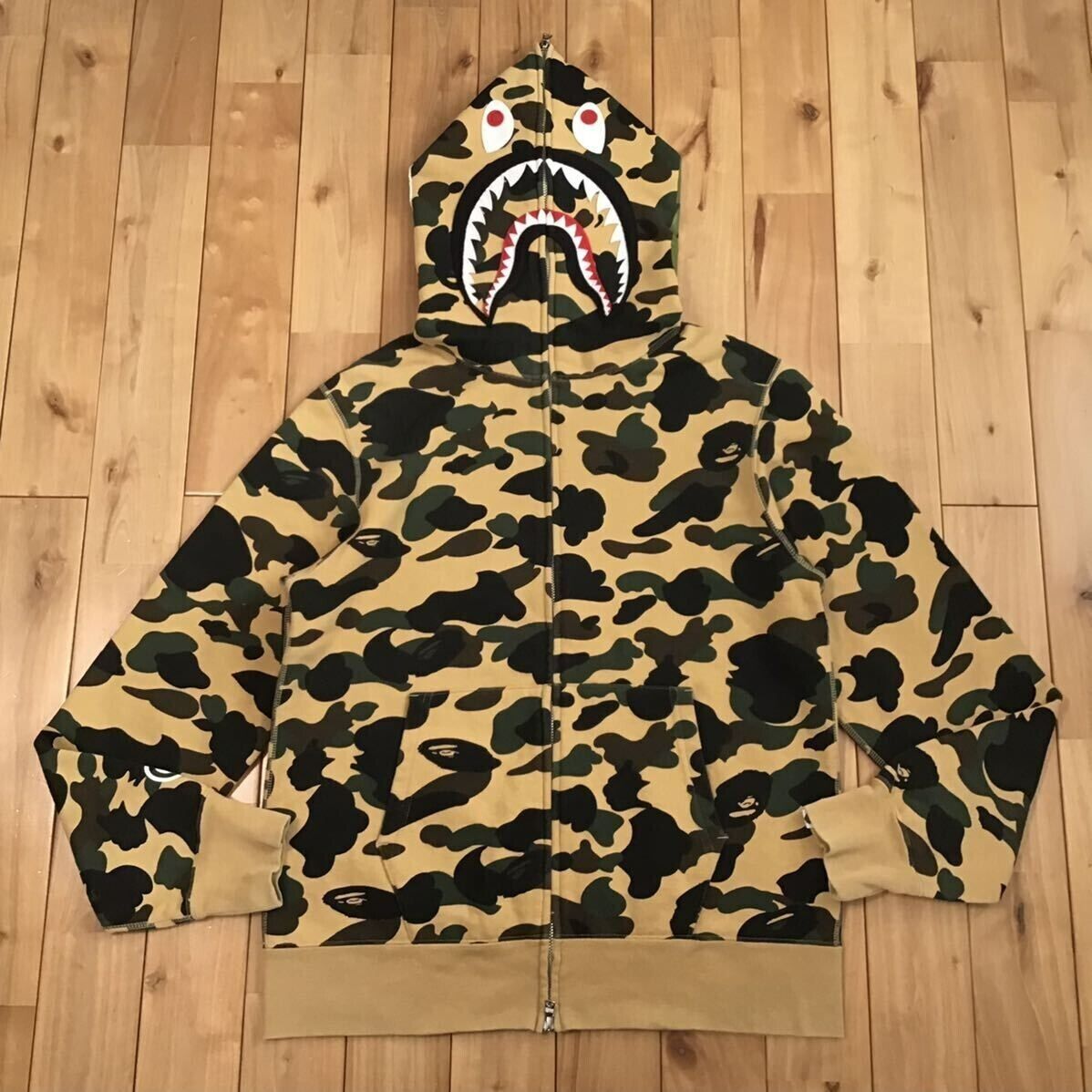 Auth a bathing ape bape 1st camo 2nd ponr shark full zip Auth a bathing ape bape 1st camo 2nd ponr shark full zip