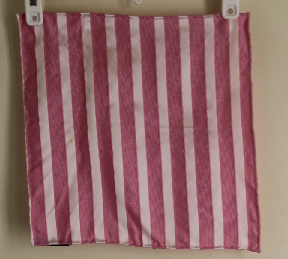 Cachecol quadrado Estate Italo Ferretti seda peso pesado 12" rosa branco bolso - Imagem 2 de 4