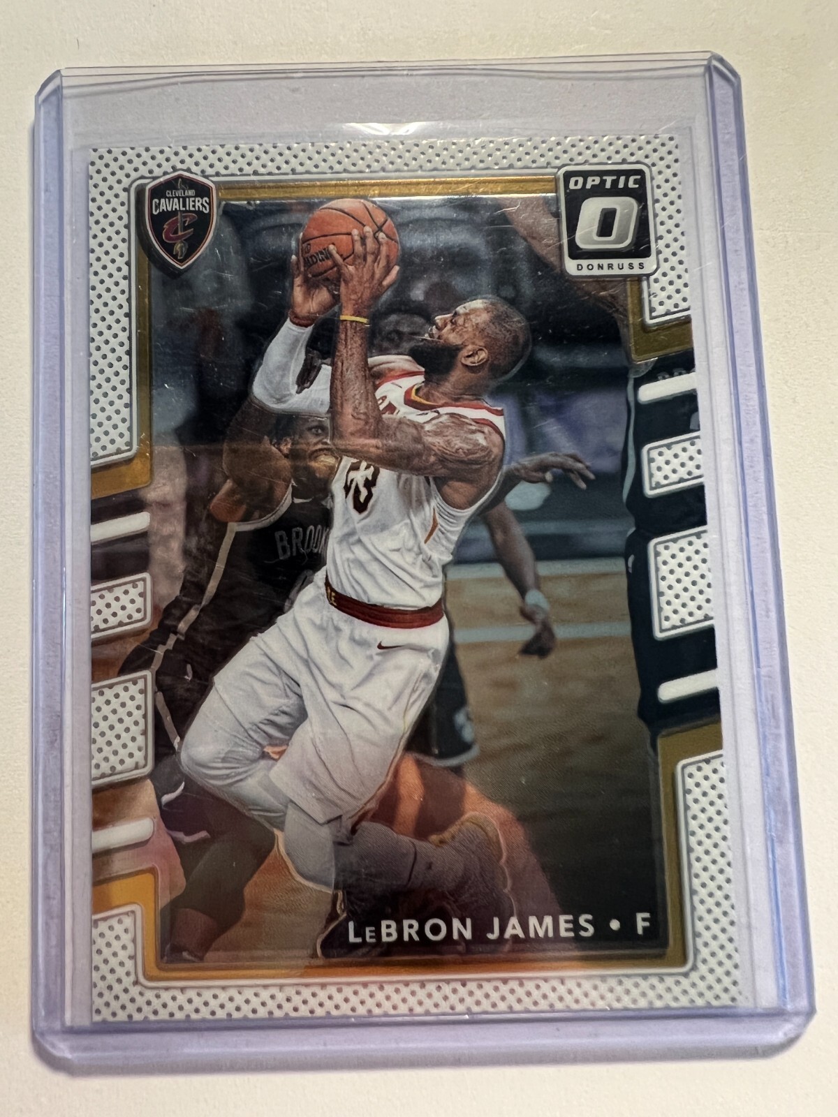 K11,206 - 2017-18 Donruss Optic #27 LeBron James