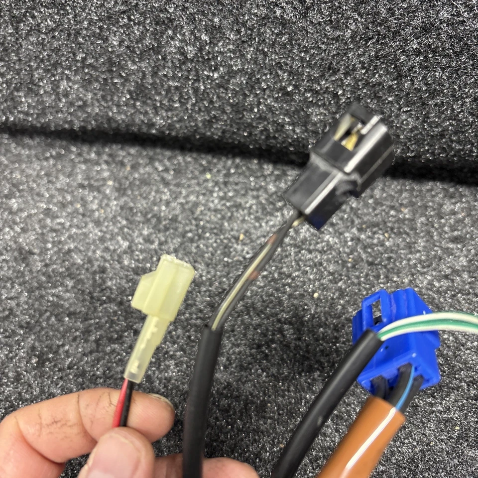 Interruptor de encendido Subaru Impreza Outback 2002-2007 con llave 2 cerraduras de puertas y maletero OEM Foto 4 de 4