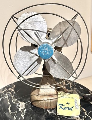 Vintage 1950 s 8'' Kord Atomic Era Four Blade Electric Desk Fan - Works Well! 
