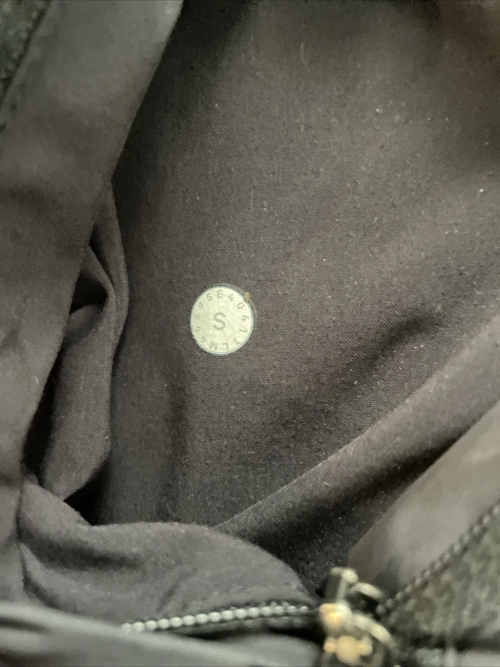Lululemon Jacket Men's About Face Bomber Puffer Minimalist Small Goose Down - Image 2 of 4