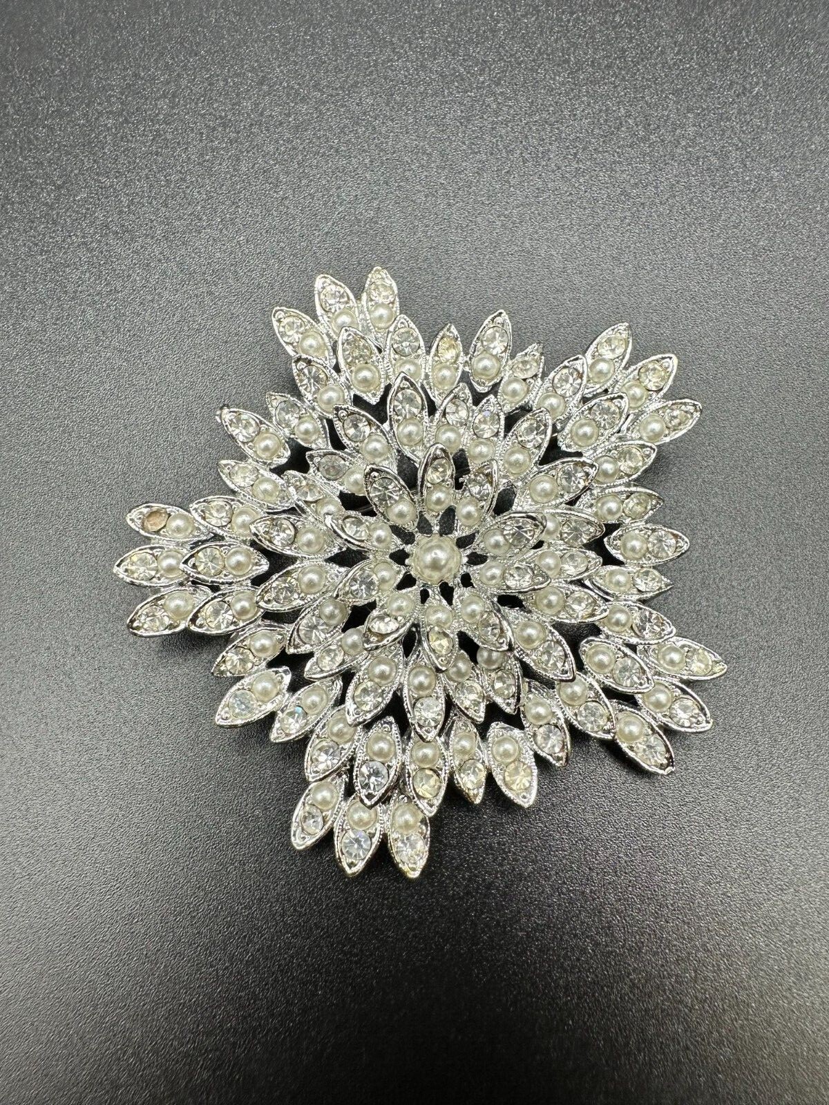 Snowflake Star Classics Collection Silvertone and… - image 4