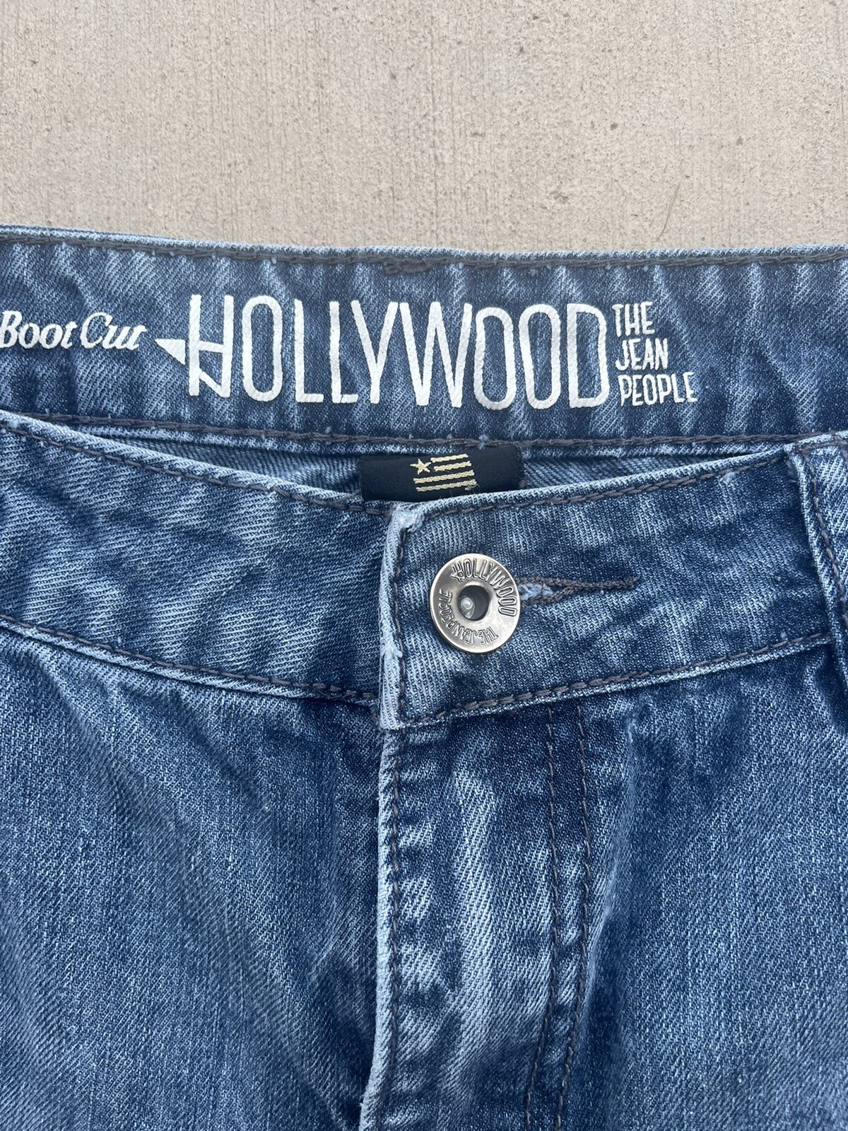 Men’s Vintage Patchwork Lightwash Distressed Boot… - image 2