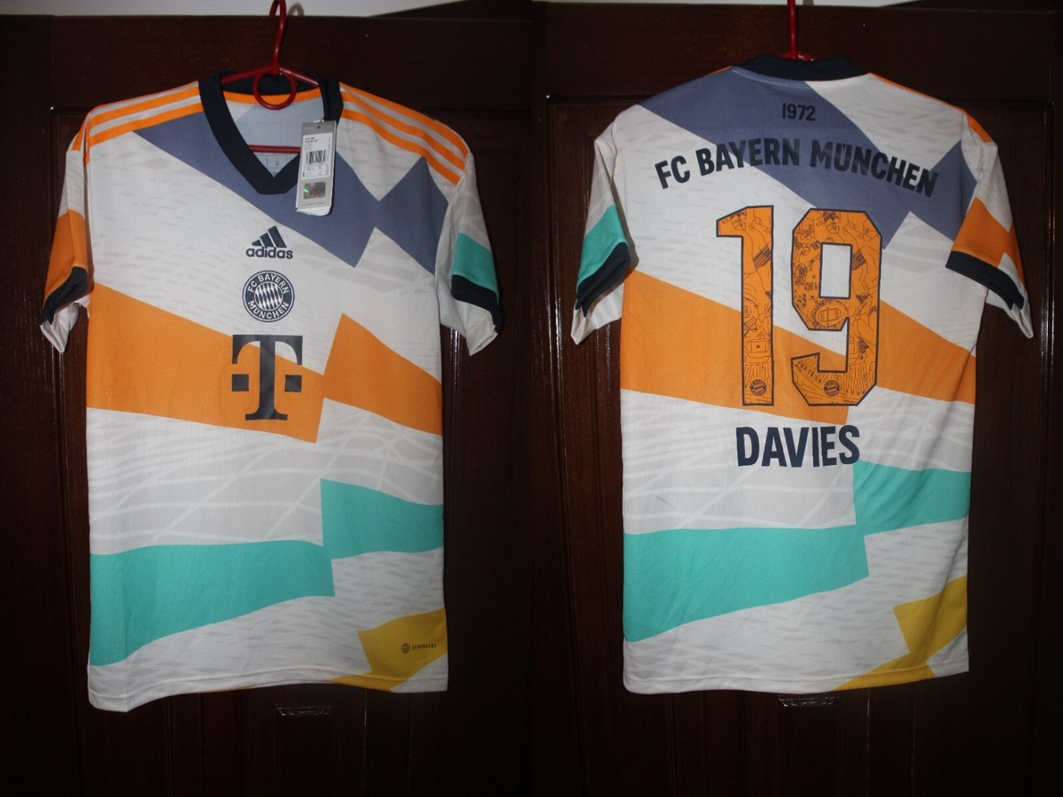 BNWT Bayern Munich 2022 2023 Adidas Davies Fourth Soccer