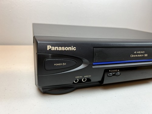 Panasonic Omnivision Blueline VCR PV-V4022 VHS Player No Remote Tested - Picture 2 of 15
