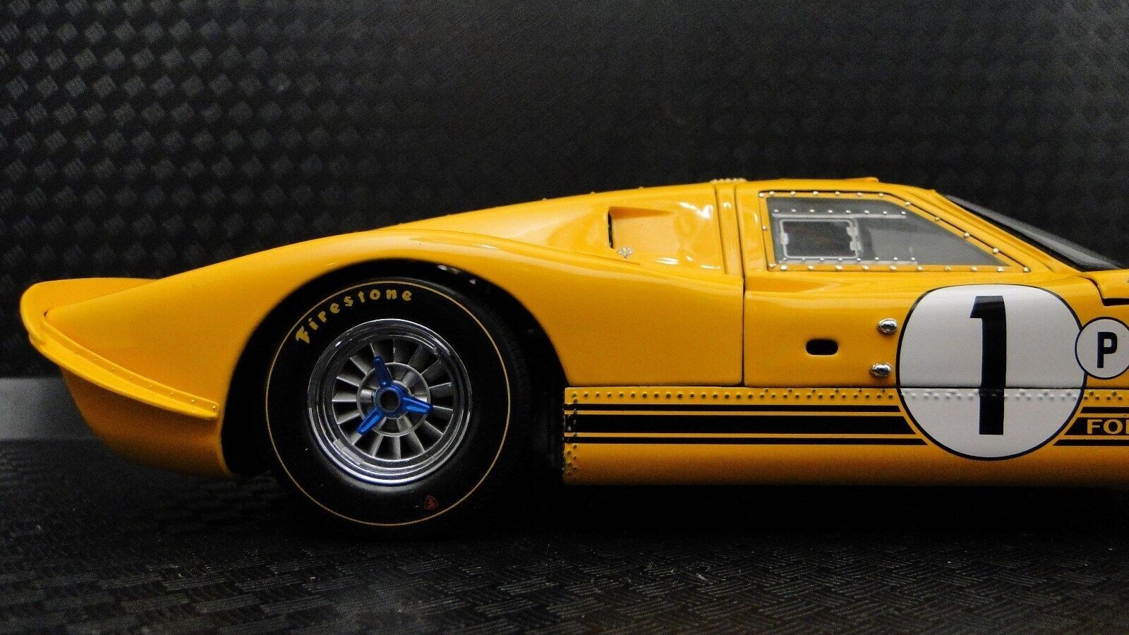 Ford GT40 Race Car Le Mans Racing w/V8 Engine/Custom Metal Body 1:18 Scale Model