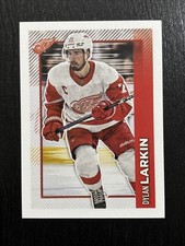 2023-24 Topps NHL Stickers Dylan Larkin #176