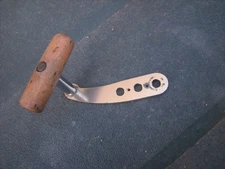 Accurate Fishing Reel Handle - Mounting Hole Size for Penn 500 Jigmaster