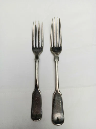 Roger's & Bros AI Vintage Dinner Forks Monogram