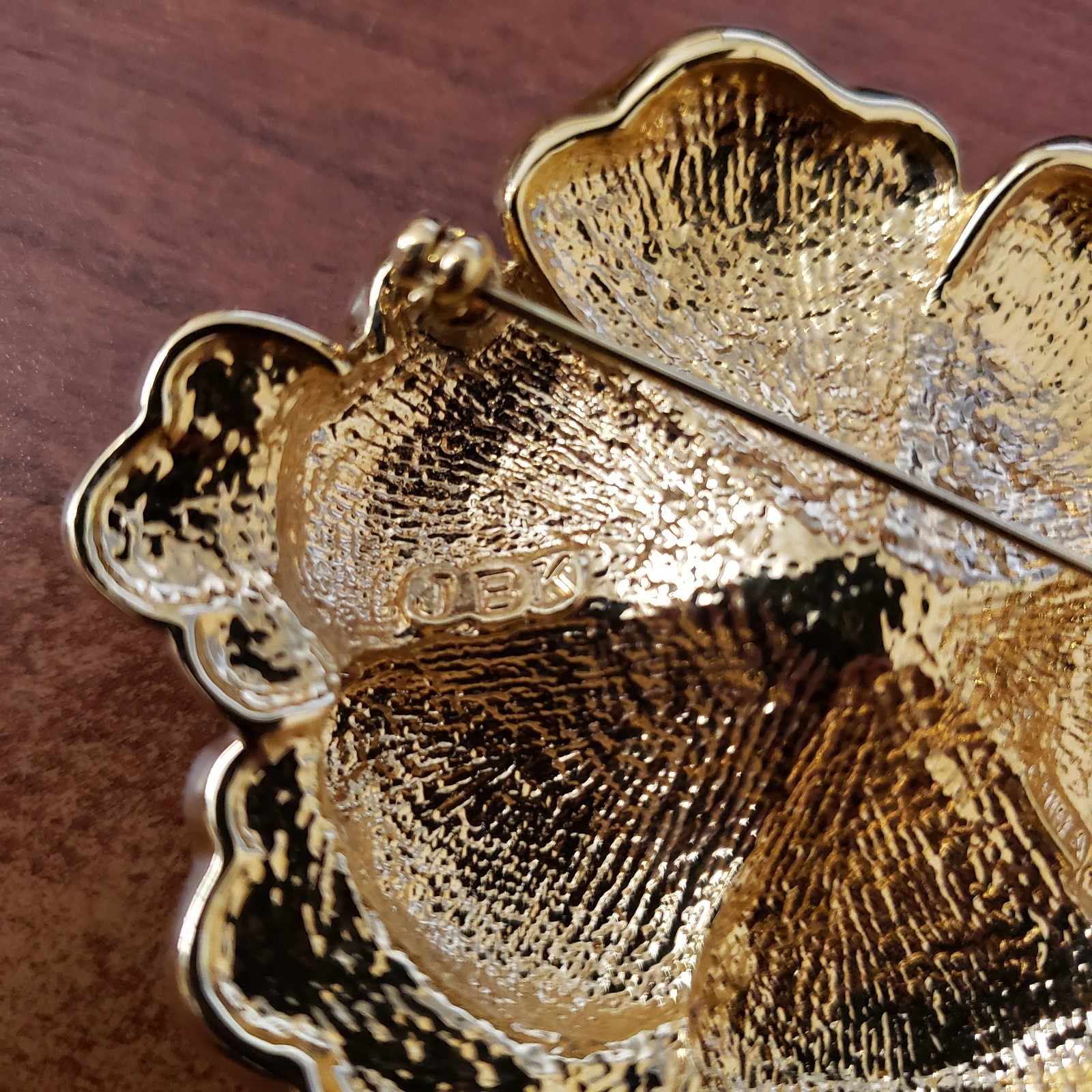 VTG JBK Jackie Kennedy Camrose & Kross Blue and Clear Crystals Flower Brooch