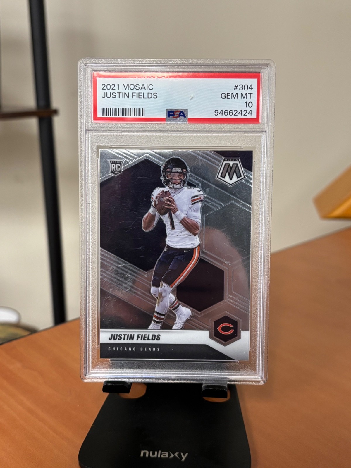 2021 Panini Mosaic - Rookies Justin Fields #304 (RC)