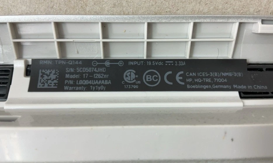 HP PAVILION 17-F262NR | AMD A10-4655M APU  | 500GB | 6GB | NO OS - Image 2 of 4