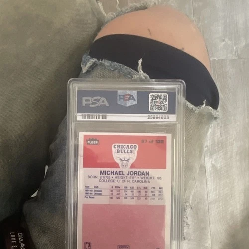 Fleer 1986-87 Michael Jordan #57 Rookie Chicago Bulls PSA 10 Basketball Card