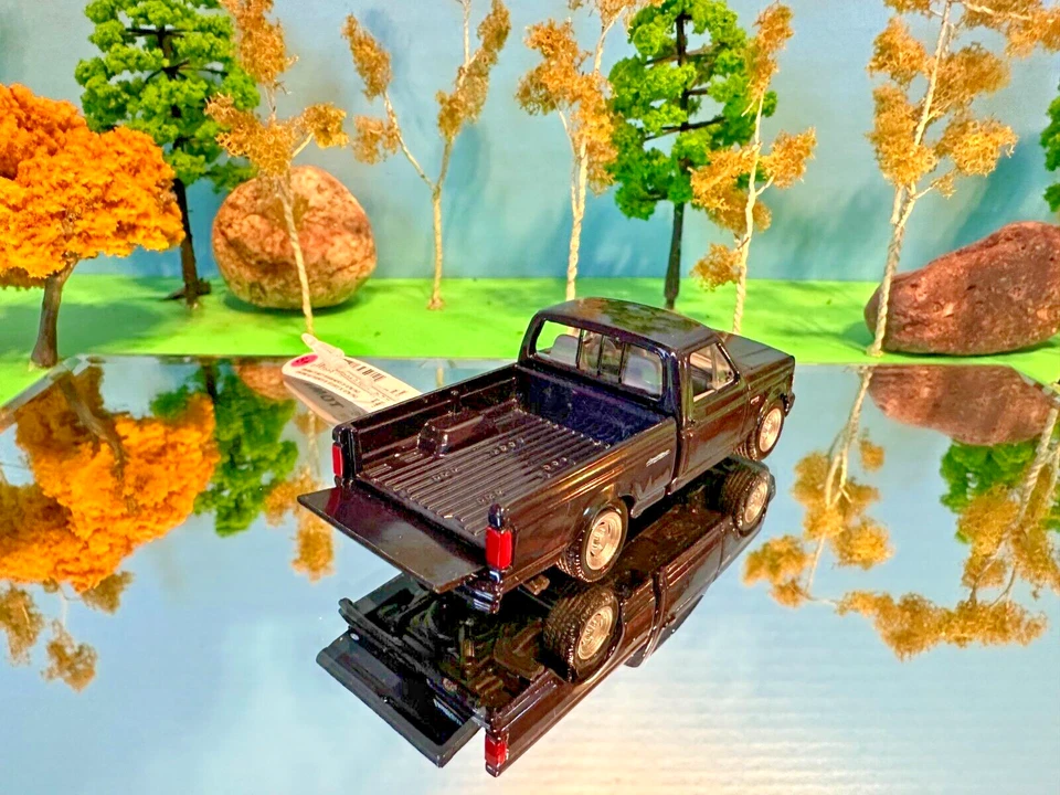 Johnny Lightning 1/64 ERTL TOMY Diecast azul oscuro 1993 Ford SVT F-150 Lightning Foto 3 de 3