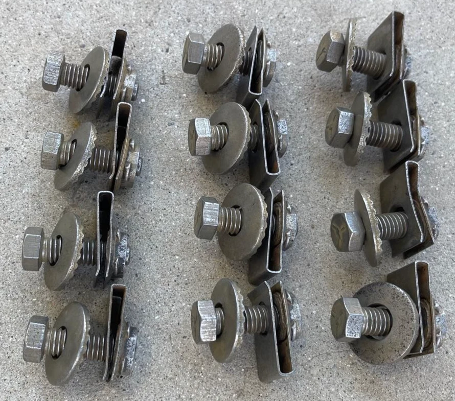 FORD THUNDERBIRD SUPORTE DE PARA-CHOQUE TRASEIRO TRASEIRO PORCAS PARAFUSOS ARRUELAS CLIPES 1967-1971 FABRICANTE DE EQUIPAMENTO ORIGINAL - Imagem 4 de 4