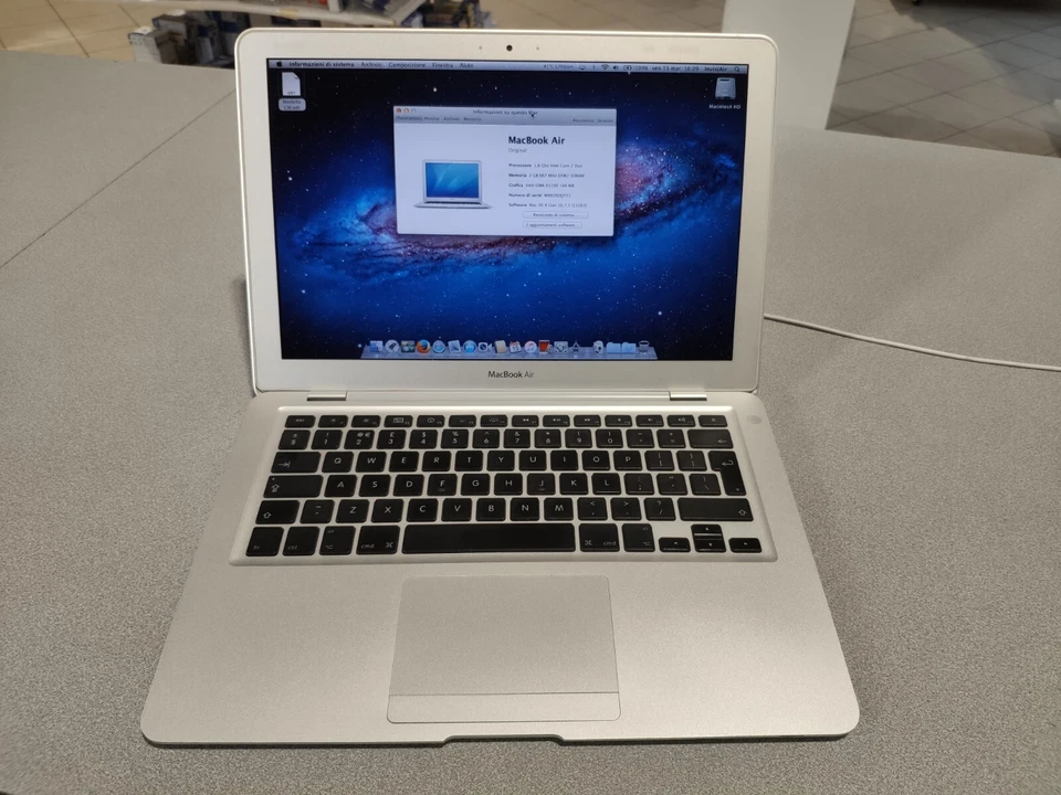 MacBook Air A1237 Intel Core2Duo 1.6GHz 2GB RAM 667MHz SSD 80GB OSX 10.7.5 BOX - Immagine 2 di 4