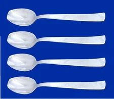 Gourmet Settings CAMI Glossy Stainless Flatware -- Set of 4 Oval Soup Spoons