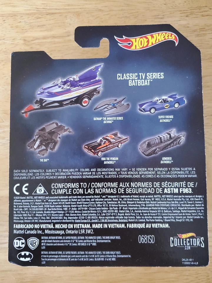 Batman Hot Wheels Classic TV Series Batboat With Trailer New Unopened - Image 2 of 2