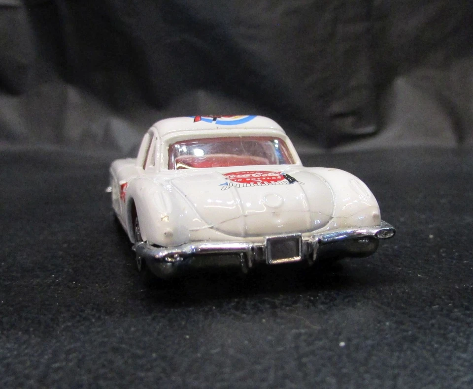 Vintage 2000's Majorette White 1958 Corvette Coca-Cola 1/58th Diecast Toy Car - Image 4 of 4