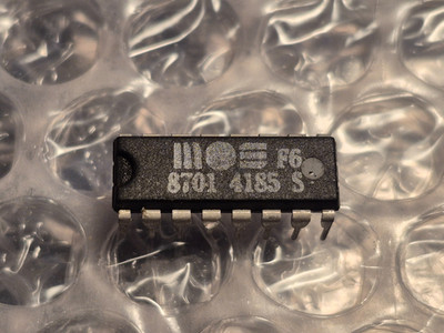   CHIP MOS 8701 Timing Chip   Commodore C64 / C128 CSG   Fast Shipping  