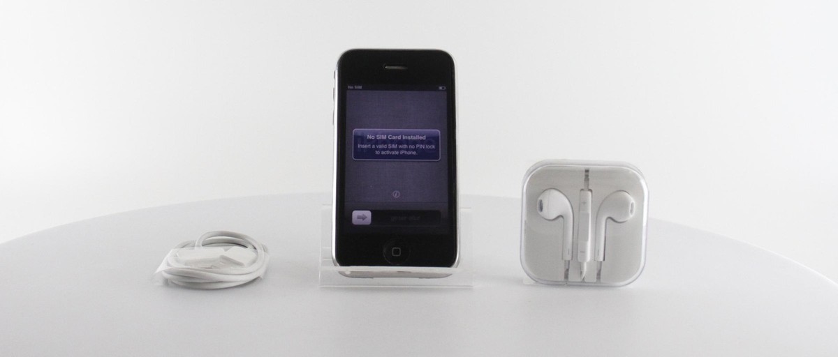 Apple IPhone 3GS 8Gb Factory Unlocked - Black (MC637LL/A) | eBay