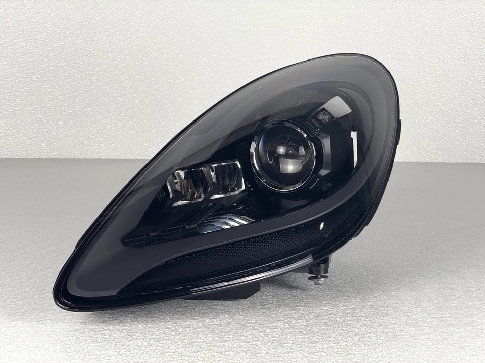 NICE! 2017-2024 PORSCHE 718 CAYMAN/BOXTER XENON PDLS LEFT LH SIDE HEADLIGHT OEM - Image 2 of 4