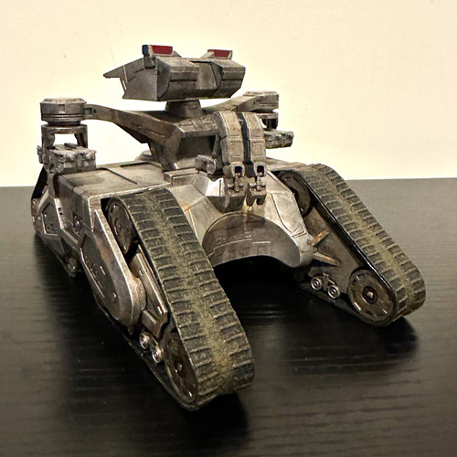 NECA CineMachines Terminator 2 Hunter Killer Tank