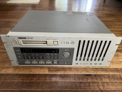 Tascam DA-88 DTRS Digital Multi-Track 8-Channel Recorder/Reproducer