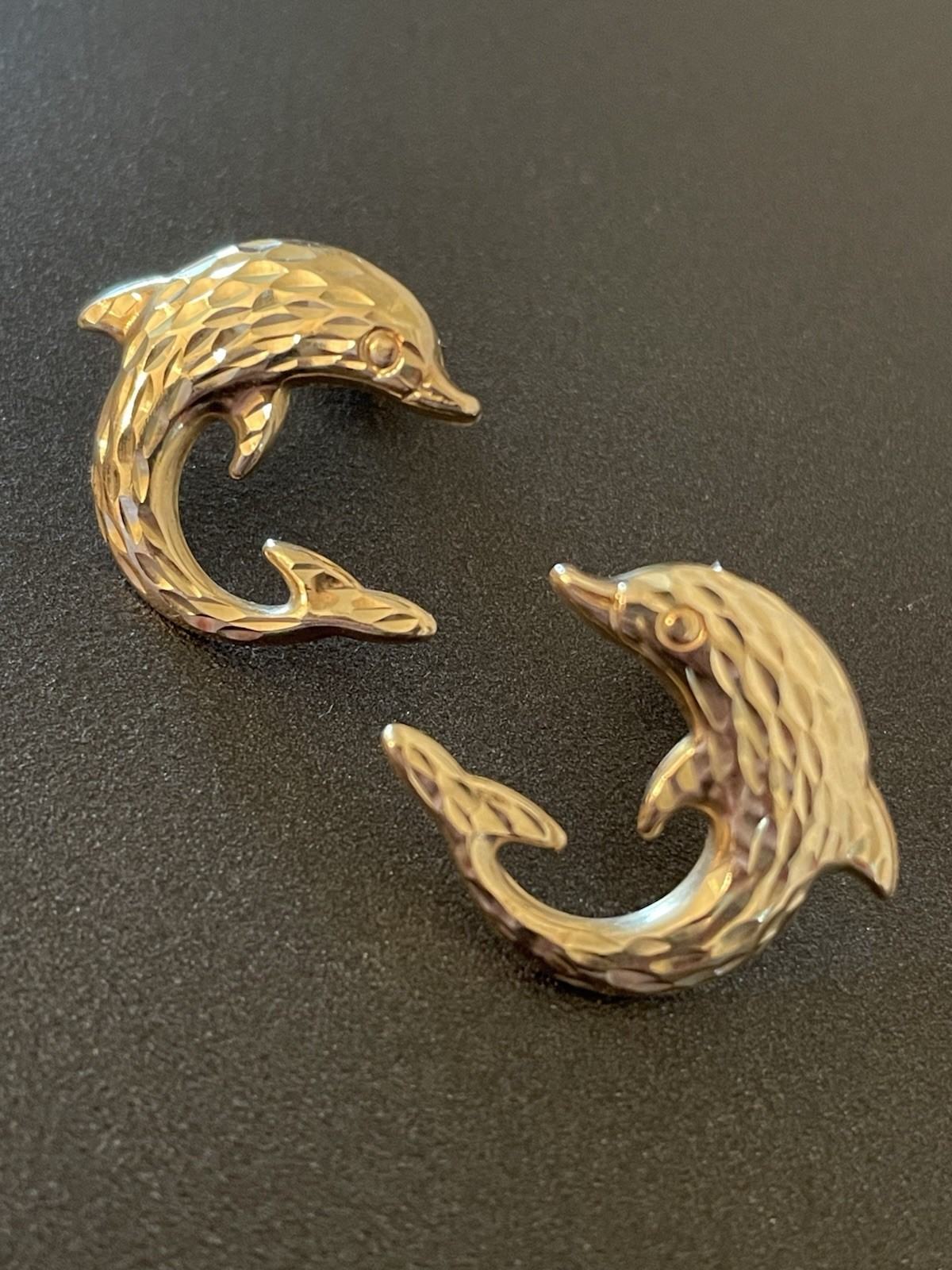 14k Solid Gold Signed Jumping Dolphins Diamond Cu… - image 1