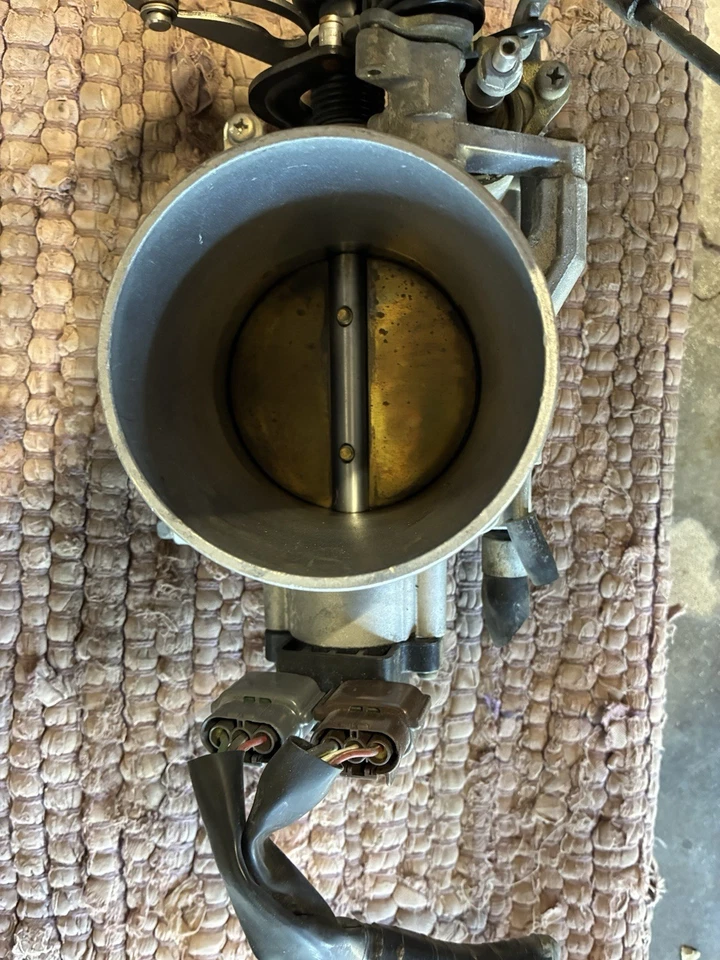 Cuerpo del acelerador 94-96 Infiniti Q45 90 mm 80 mm S13 SR20DET 240SX RB25DET S14 VH45DE Foto 4 de 4