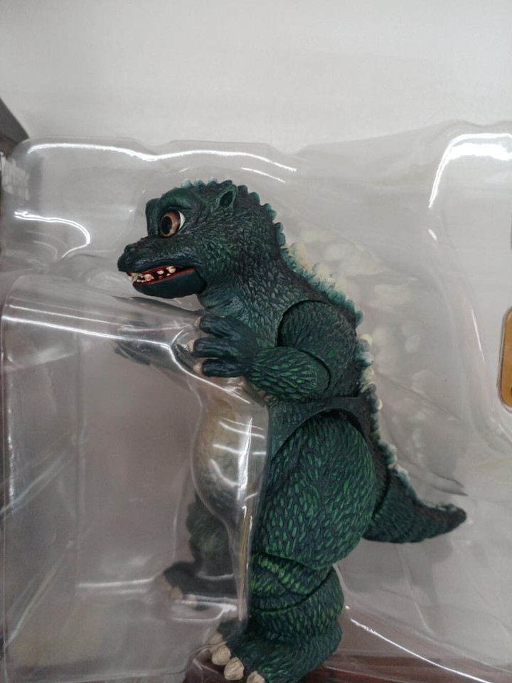 BANDAIModel number Little Godzilla & CrystalS.H.MONSTERARTS eBay