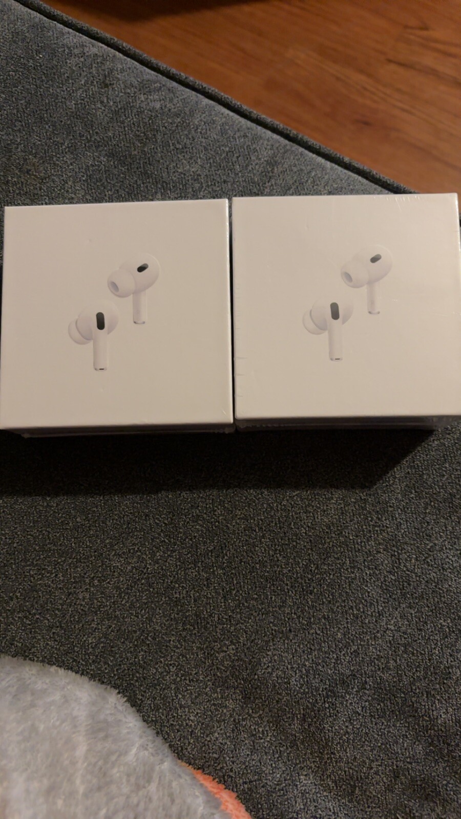 Apple AirPods Pro 2 USB-C MagSafe Wireless Charging Case-image