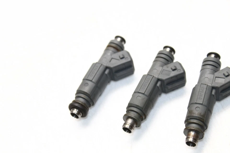 1999-2001 BMW E38 740i 740iL 540i 4.4L V8 CONJUNTO INJETOR DE COMBUSTÍVEL 8 PEÇAS P4786 - Imagem 4 de 4