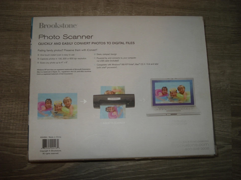 Brookstone iConvert Photo Scanner convert photos to digital Files Free Ship New - Image 2 of 3