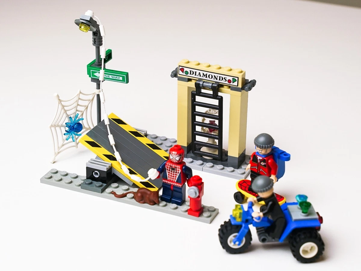 LEGO Spider Man 2 Spider Man s Street Chase 4853 Complete with Manual Video
