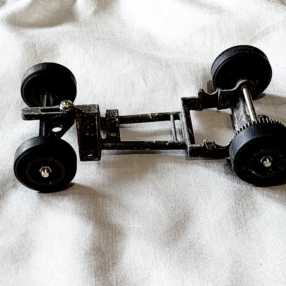 Vintage Unbranded 124 Slot Car Chassis Motors Parts eBay