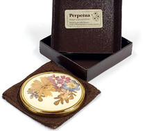 Perpetua Warwickshire Country Garden Designs In Pressed Flowers Mirror Vintage