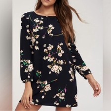 Lulus Herbaceous Babe Navy Floral Print Long Sleeve Shift Dress MEDIUM