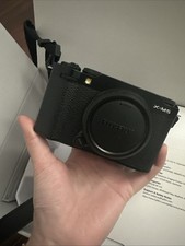 FUJIFILM X-M5 Mirrorless Camera with XC 15-45mm f/3.5-5.6 Lens Black - 1690073