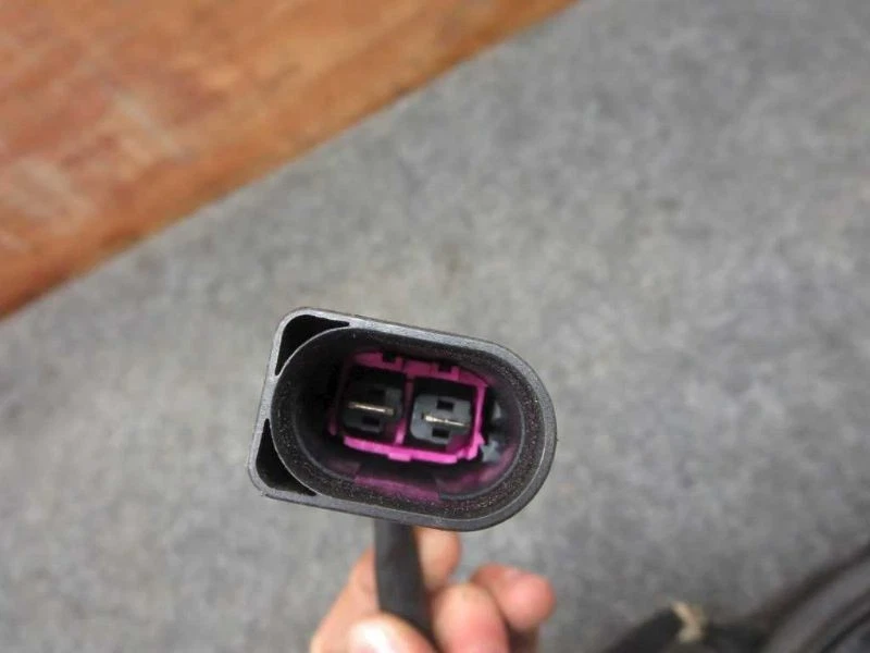 MOTOR VENTILADOR RADIADOR COMPATIBLE CON 98-05 PASSAT 40508 Foto 4 de 4