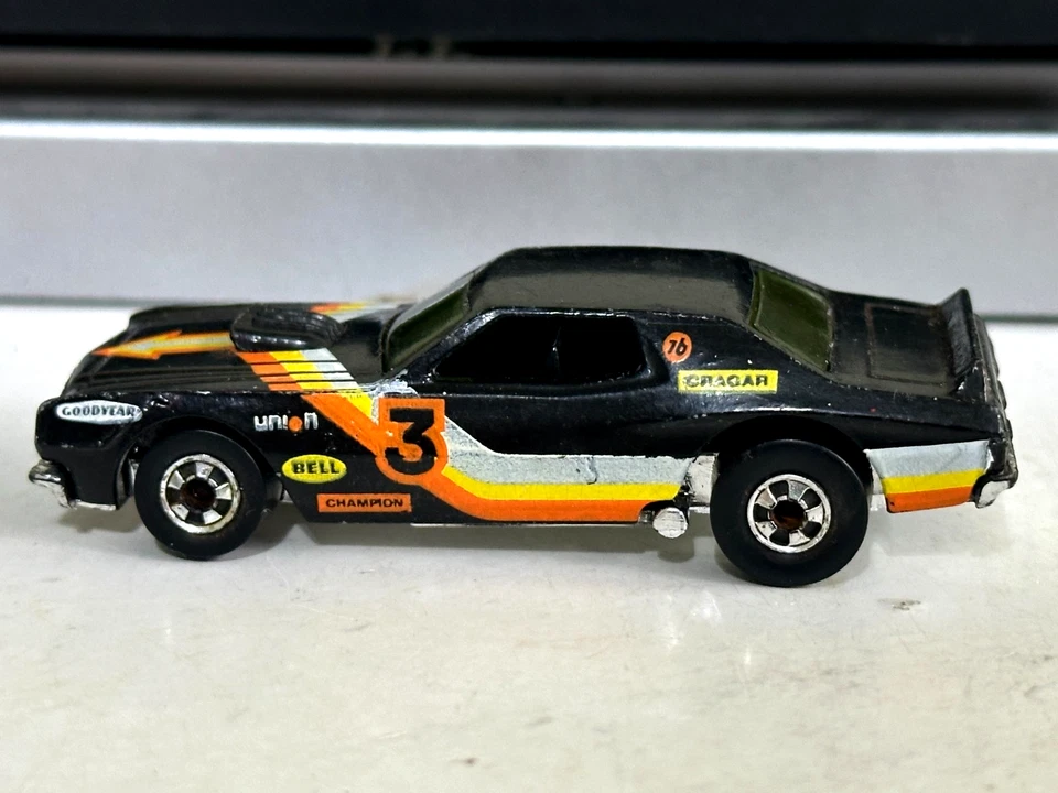 Ford Torino Stocker Hot Wheels Blackwall negro #3 Crager Bell Union 76 Goodyear Foto 4 de 4