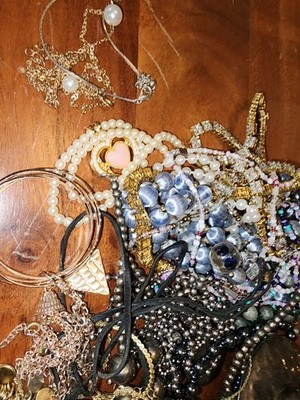 Fashion Jewelry Mixed Lot Necklaces . For crafting. A little bit of everything. 