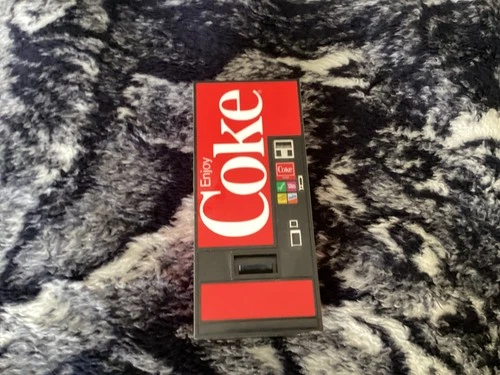 Vintage COKE Coca-Cola Vending Machine Novelty AM/FM Radio in Original Woks