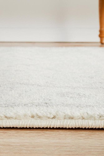 NEW Big Bedding Evoke Winter White Transitional Runner Rug - Picture 7 of 9
