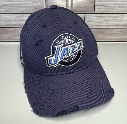 Utah Jazz NBA Reebok VTG distressed 